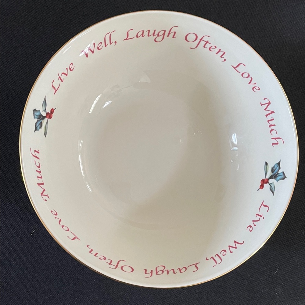 NWT - Lenox Winter Greetings Sentiment Bowl 9in